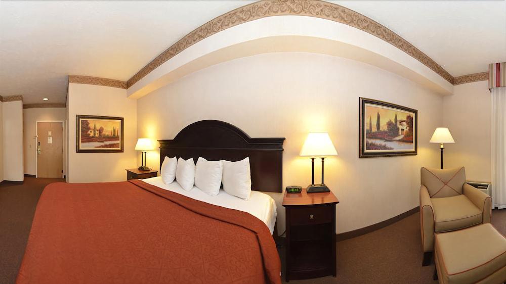 - Lewiston By Ihg 3*
