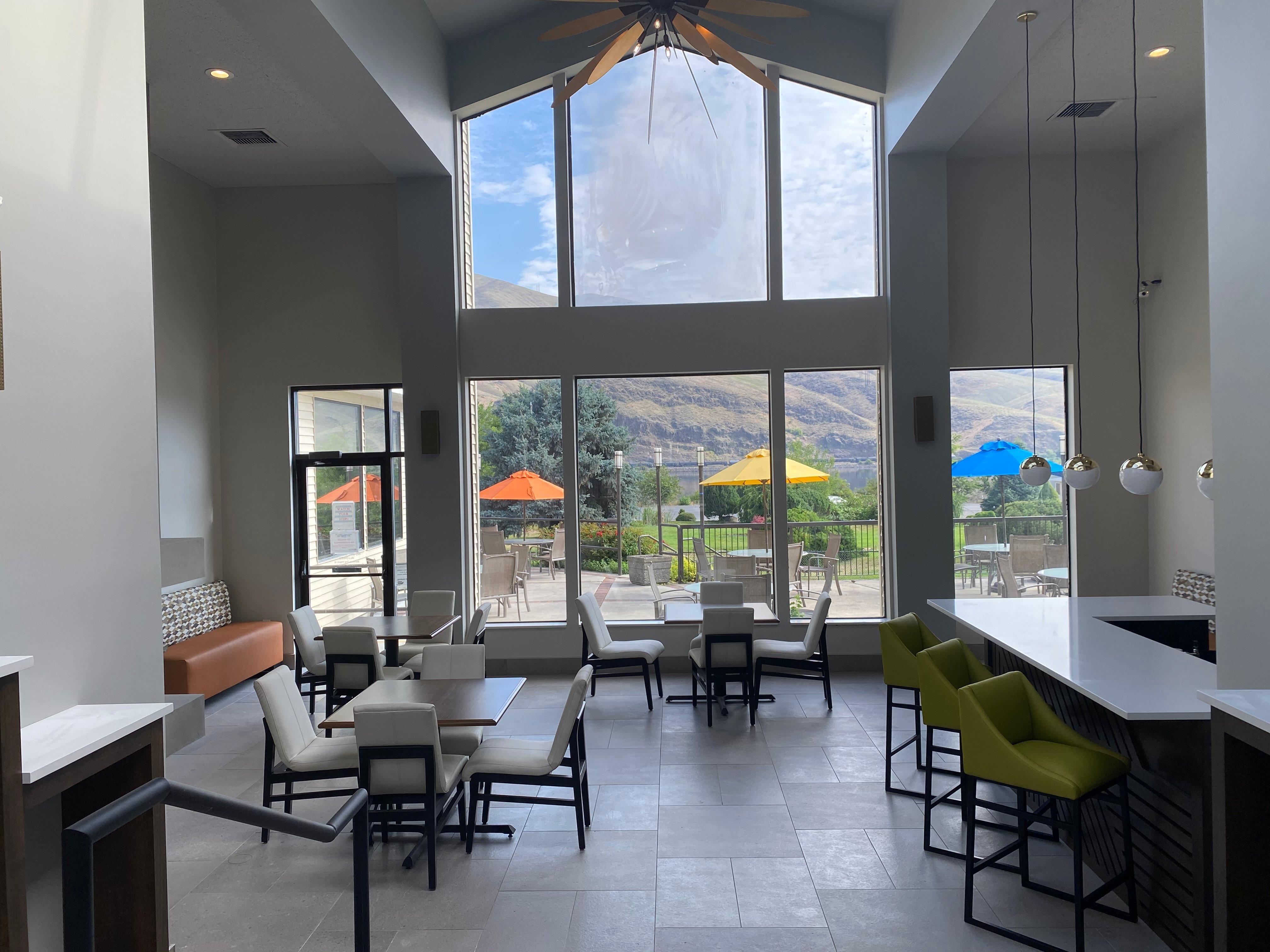 - Lewiston By Ihg 3* Clarkston